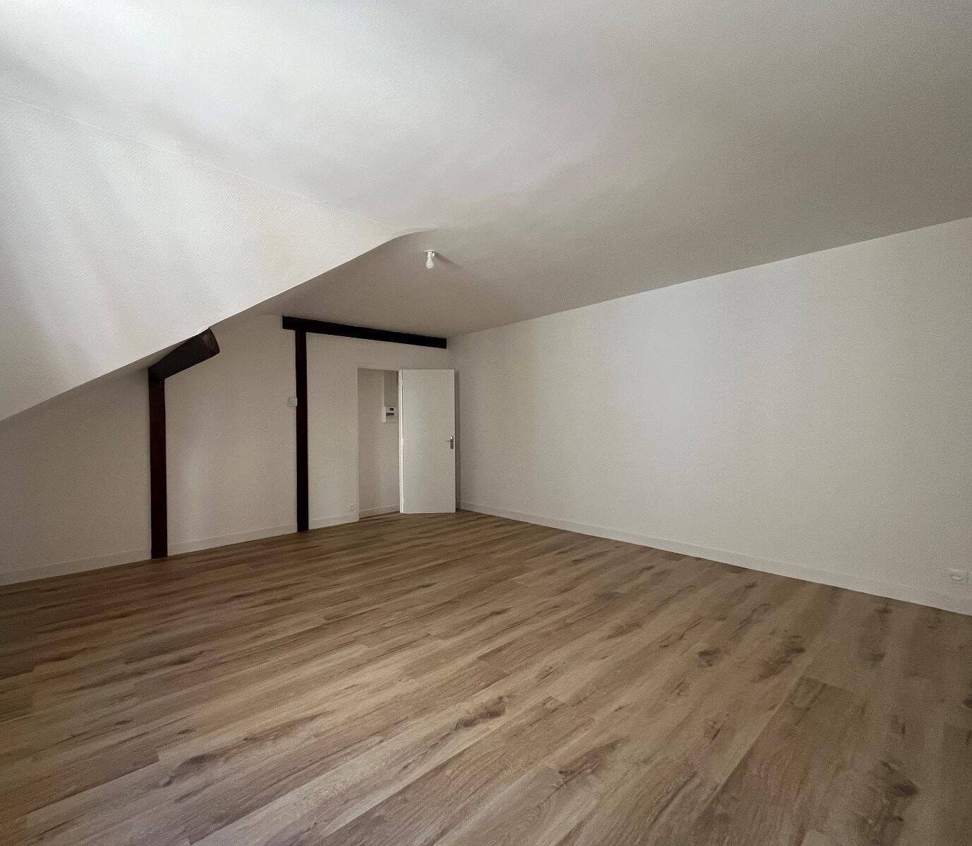 Appartement 2 pièces 52 m² · à Chartres · 52 m² · 687 €