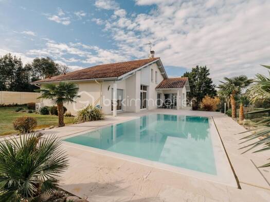 Maison à vendre 527 000 € 6 pièces 3 chambres 164 m² Hastingues 40300