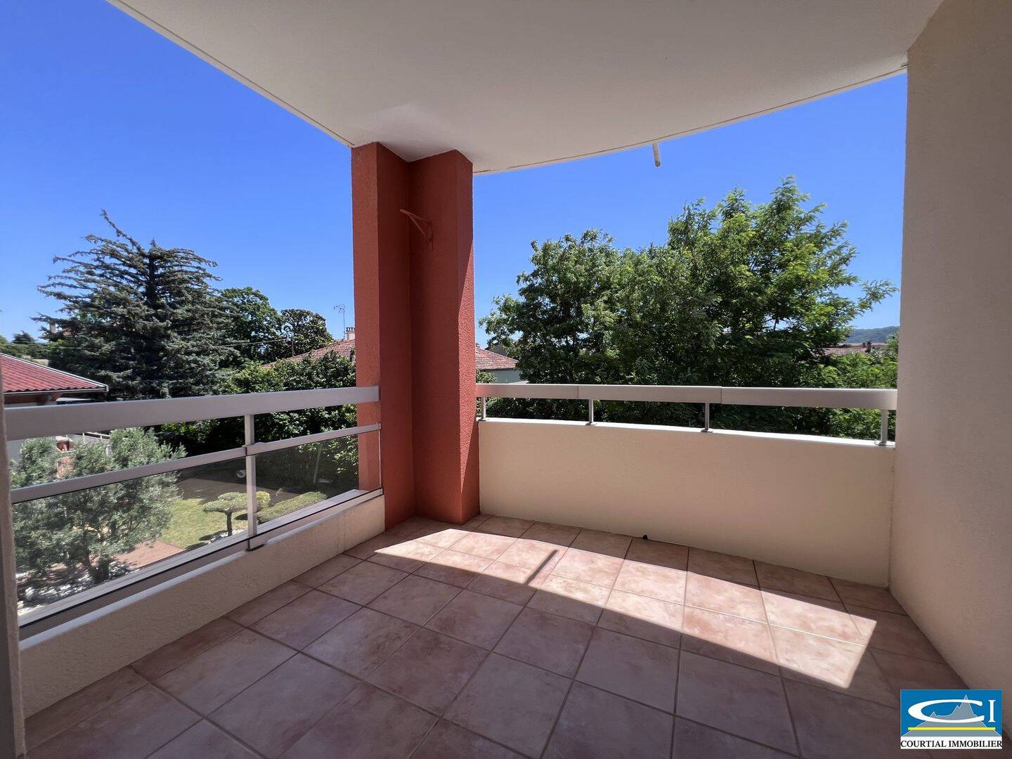 Appartement 5 pièces 93 m² · à Tournon-sur-Rhône · 92,5 m² · 235 000 €