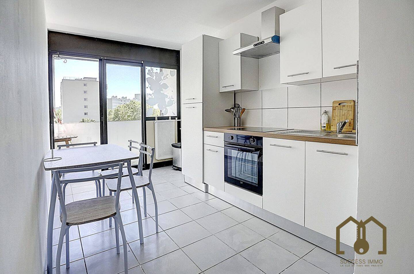 5 pièces 71 m² · à Vaulx-en-Velin · 70,9 m² · 400 €/mois