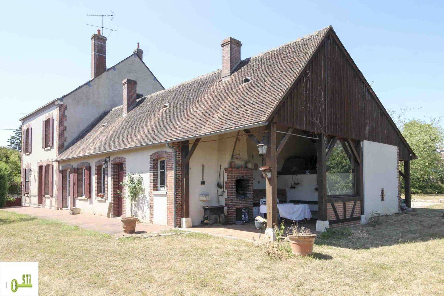 Maison 7 pièces 170 m² · à Saint-Maurice-sur-Aveyron · 170 m² · 199 000 €