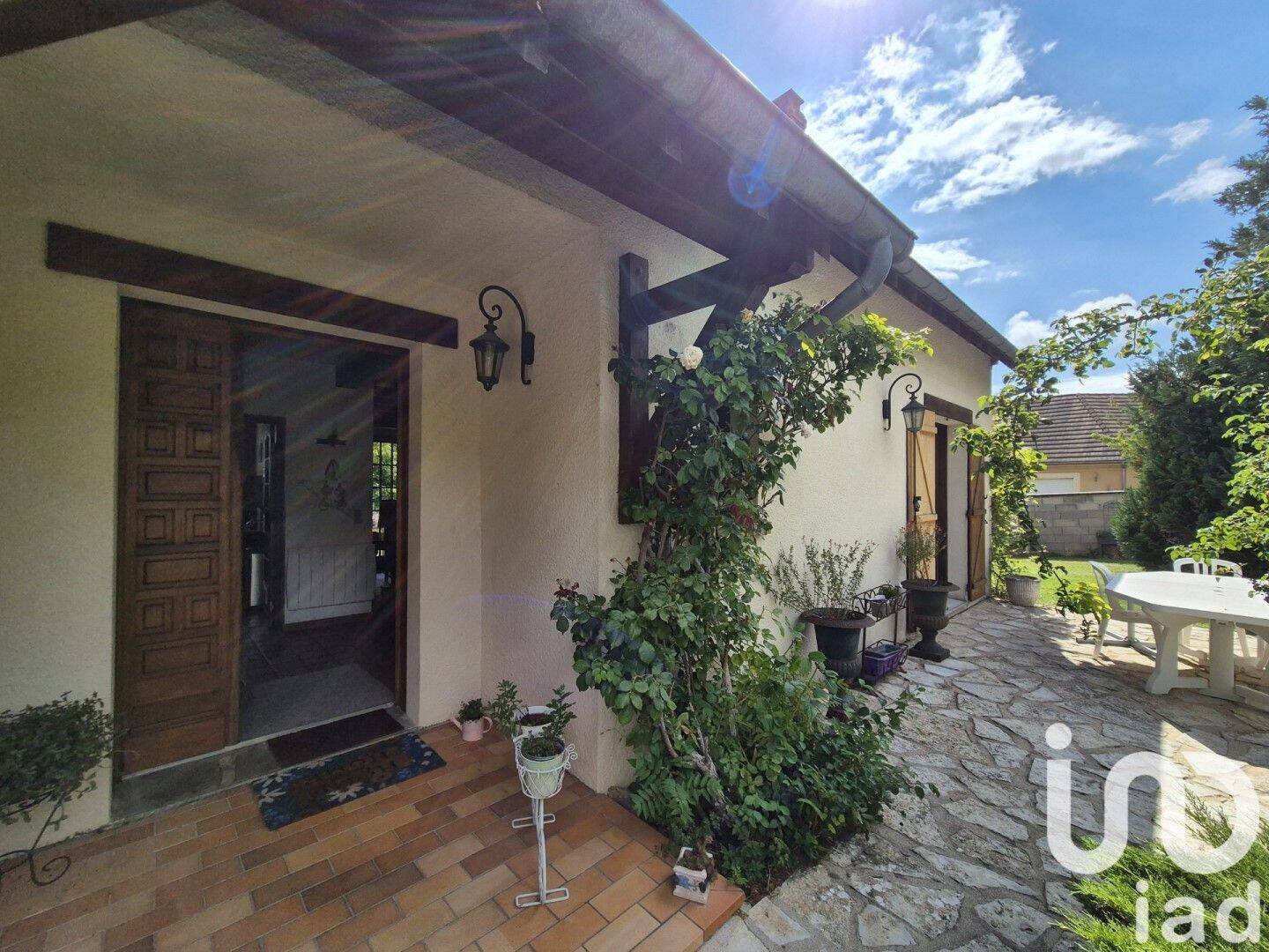 Maison 6 pièces 180 m² · à Pont-sur-Yonne · 180 m² · 330 000 €