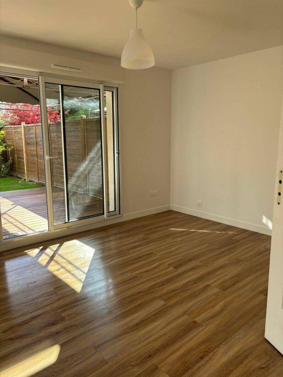Appartement 1 pièce 35 m² · à Cormeilles-en-Parisis · 35 m² · 1 050 €