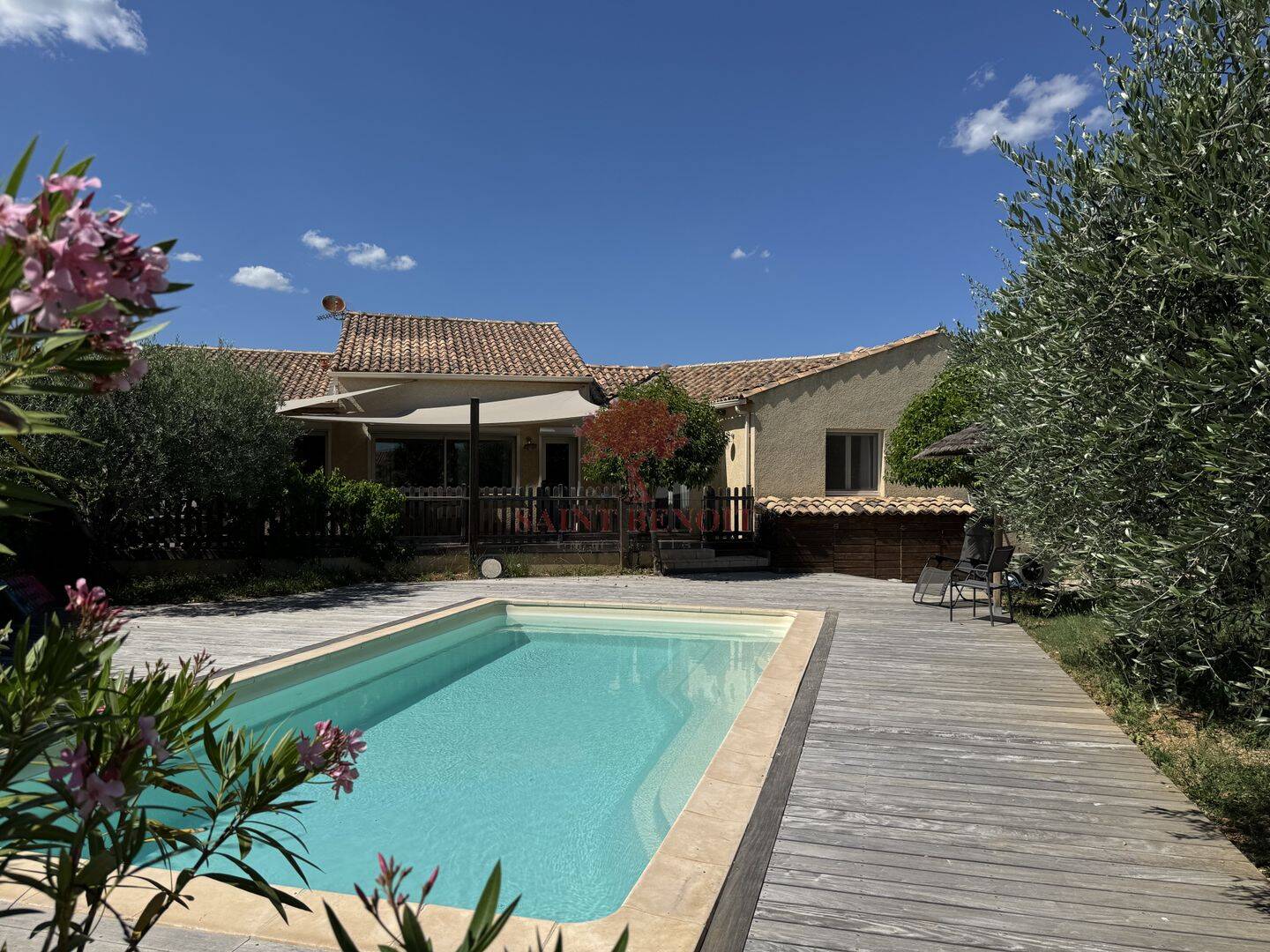Maison 5 pièces 140 m² · à Saint-Jean-de-Fos · 140 m² · 480 000 €