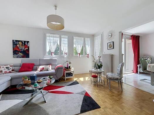 Appartement à vendre 189 000 € 5 pièces 3 chambres 85,9 m² Étage 2/4 Chaufferie Mont-Saint-Aignan 76130