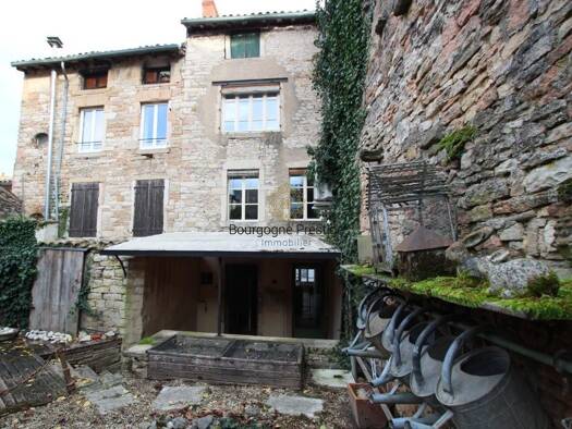 Immeuble à vendre 350 000 € 246 m² Centre Ville Tournus 71700