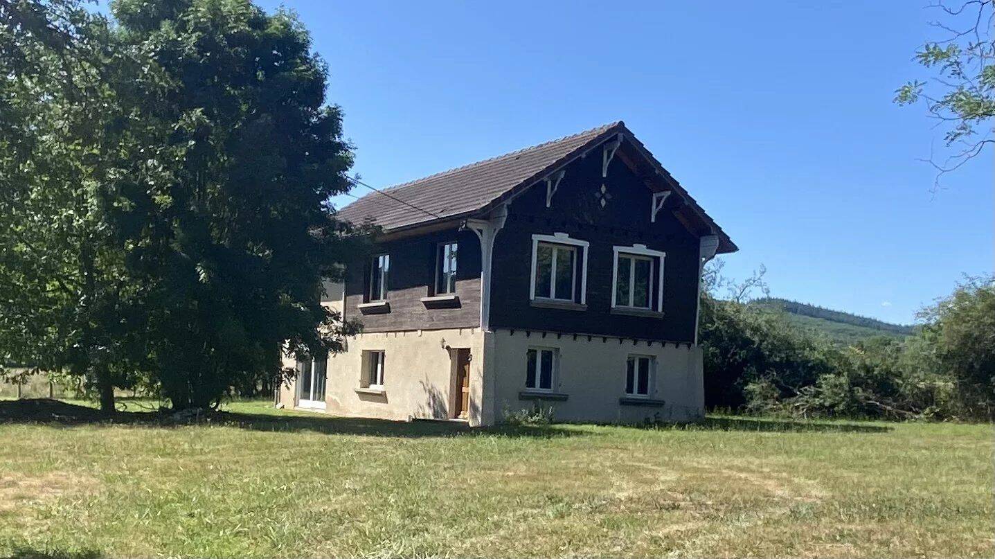 Maison 5 pièces 127 m² · à Curgy · 127,4 m² · 185 000 €