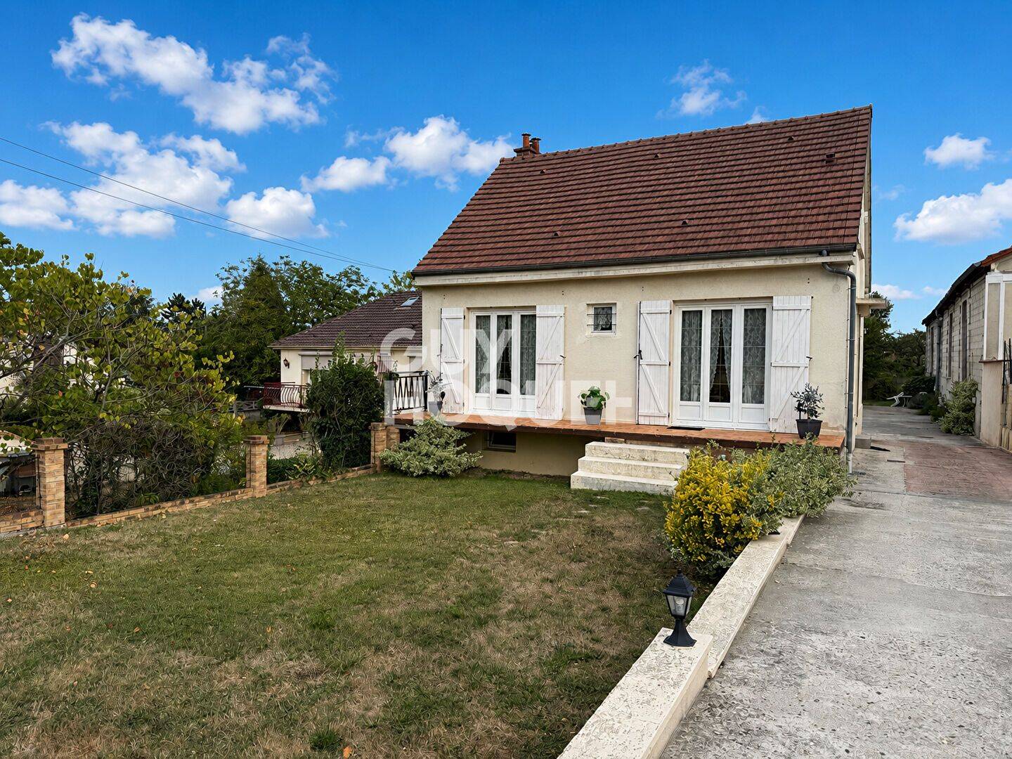 Maison 5 pièces 118 m² · à Cambronne-lès-Ribécourt · 118 m² · 229 000 €