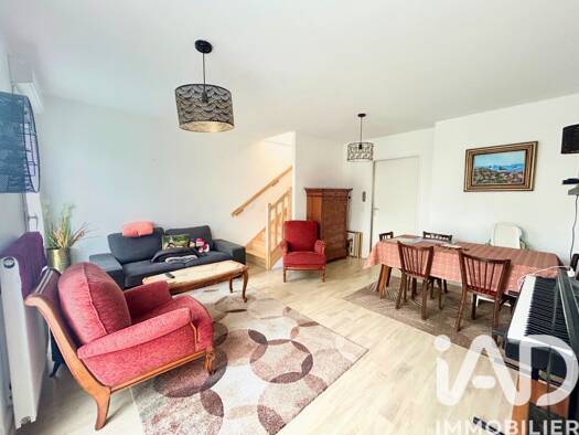 Maison à vendre 185 000 € 3 pièces 2 chambres 65 m² 153 m² de terrain Saint Michel Est Étampes 91150