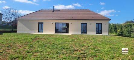 Maison 5 pièces 101 m² · à Saint-Robert · 101 m² · 265 000 €