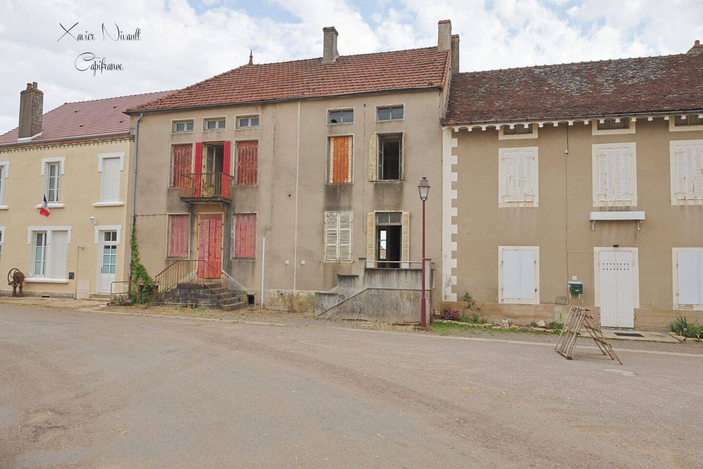 Maison 10 pièces 240 m² · à Cheilly-lès-Maranges · 240 m² · 129 500 €
