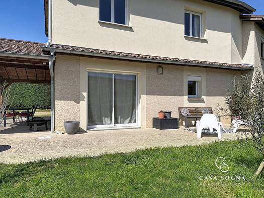 Villa à vendre 400 000 € 8 pièces 6 chambres 158 m² 1 134 m² de terrain Le Perréon 69460