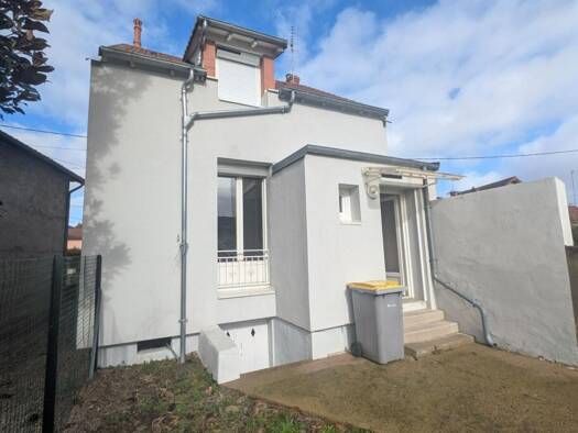 Maison à vendre 107 000 € 4 pièces 2 chambres 63 m² 129 m² de terrain Varennes-sur-Allier 03150