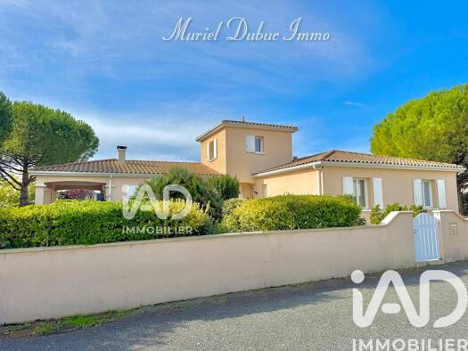 Maison à vendre 547 000 € 5 pièces 4 chambres 124 m² 1 234 m² de terrain Saint-Sulpice-de-Royan 17200