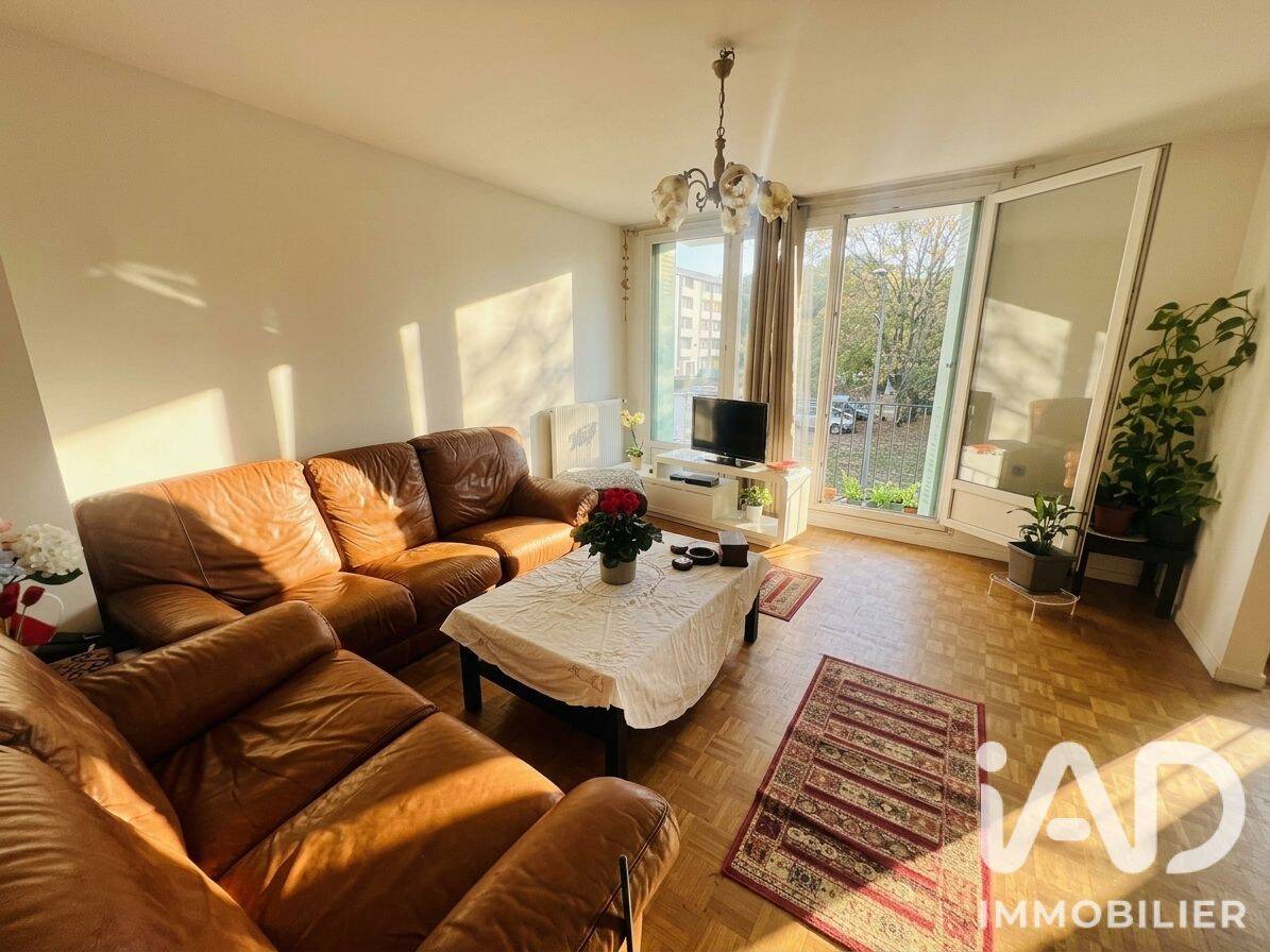 Appartement 4 pièces 83 m² · à Creil · 82,7 m² · 137 000 €