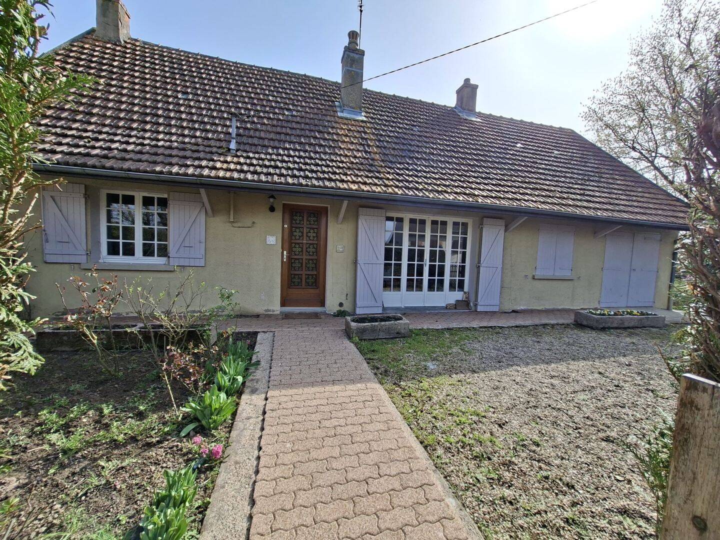Maison 4 pièces 82 m² · à Saint-Maurice-en-Rivière · 82 m² · 148 600 €