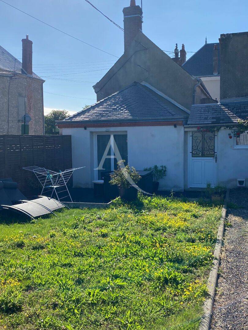 Maison 4 pièces 68 m² · à Fay-aux-Loges · 68 m² · 830 €