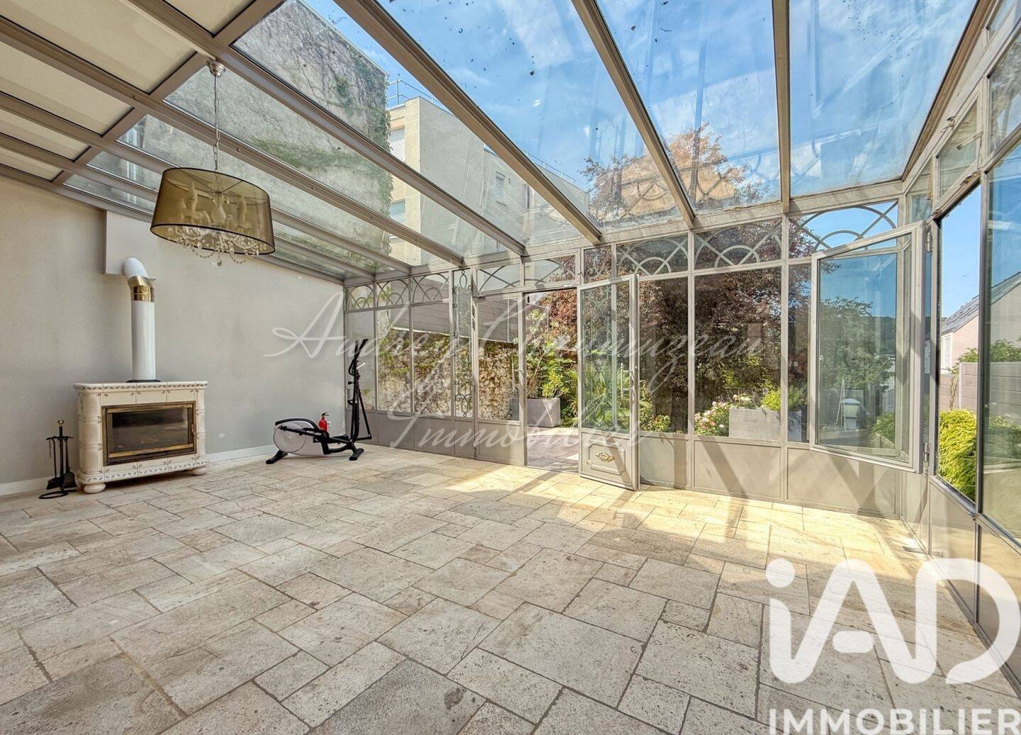 Maison 10 pièces 243 m² · à Orsay · 243 m² · 755 000 €
