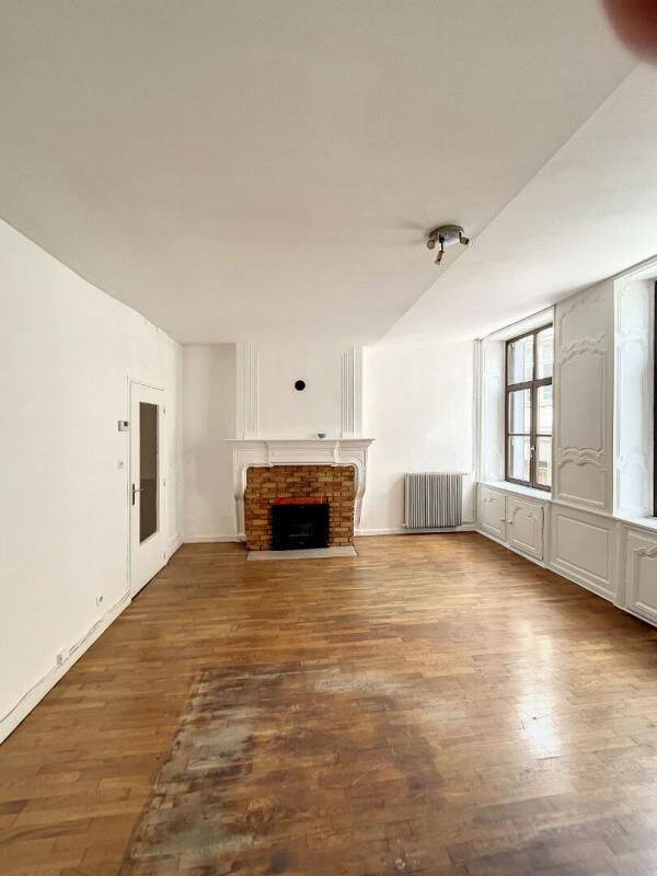 Appartement 3 pièces 82 m² · à Neufchâteau · 82 m² · 440 €/mois