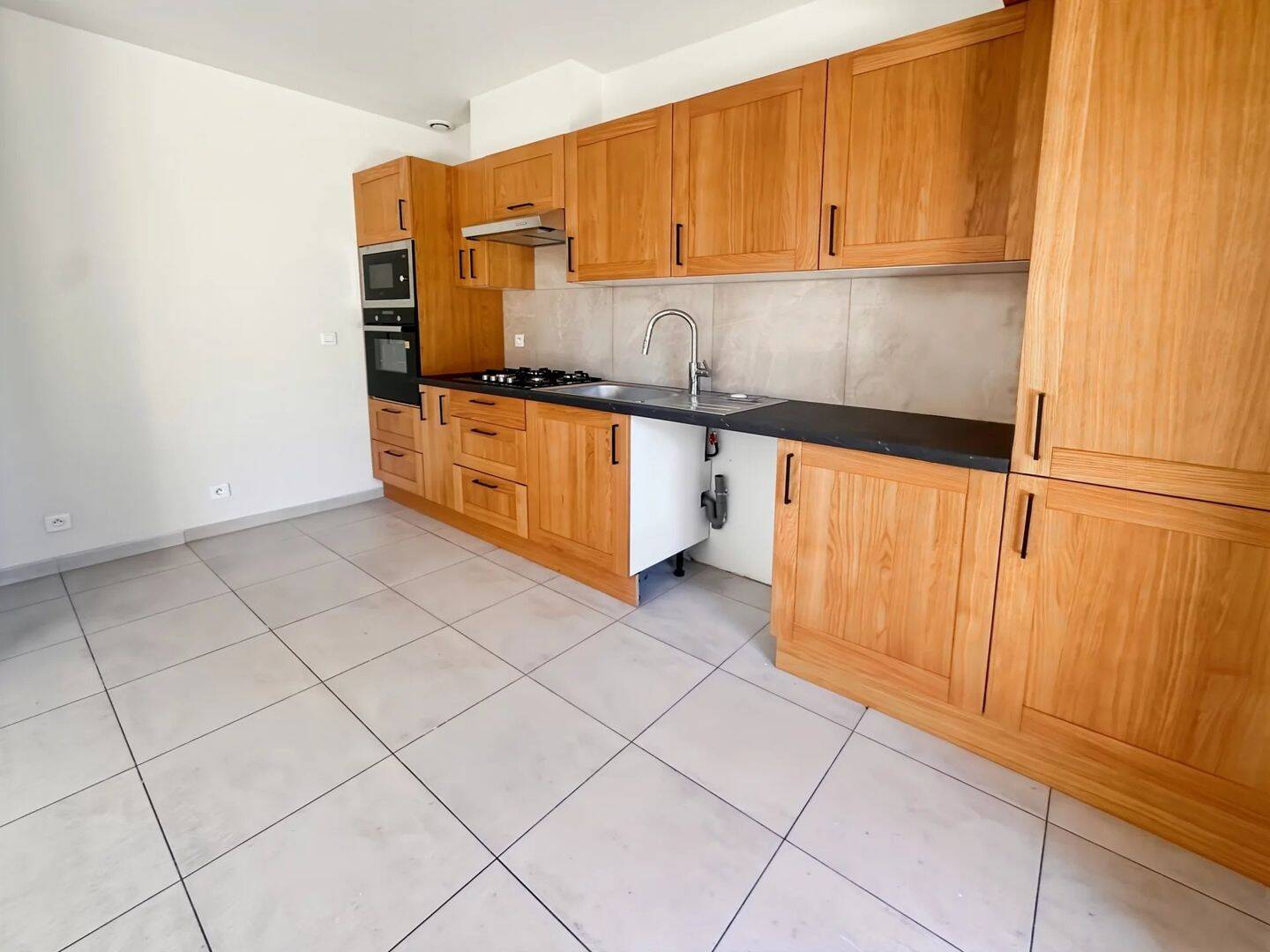 Montpellier La Martelle, Maison F5 110m² — 3