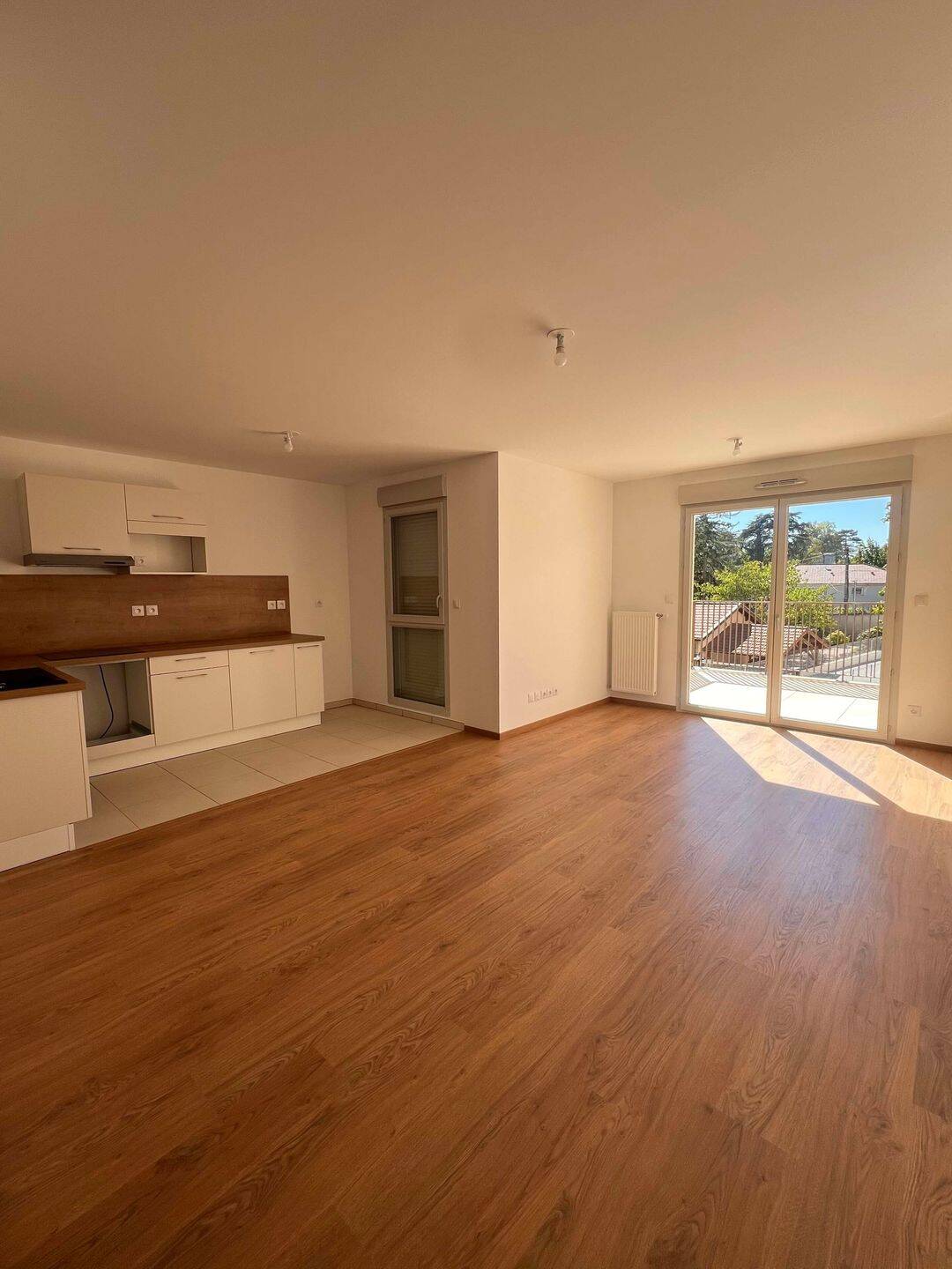 Appartement 4 pièces 81 m² · à Rillieux-la-Pape · 80,6 m² · 1 015 €/mois