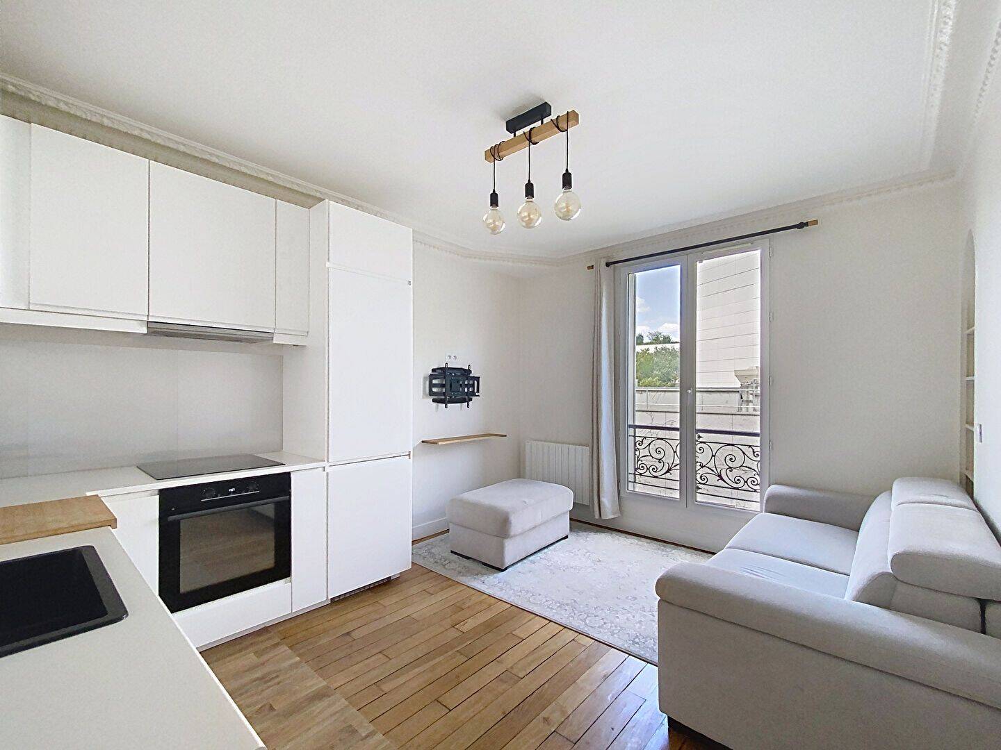Appartement 2 pièces 37 m² · à Paris 16ème Arrondissement · 37 m² · 1 245 €
