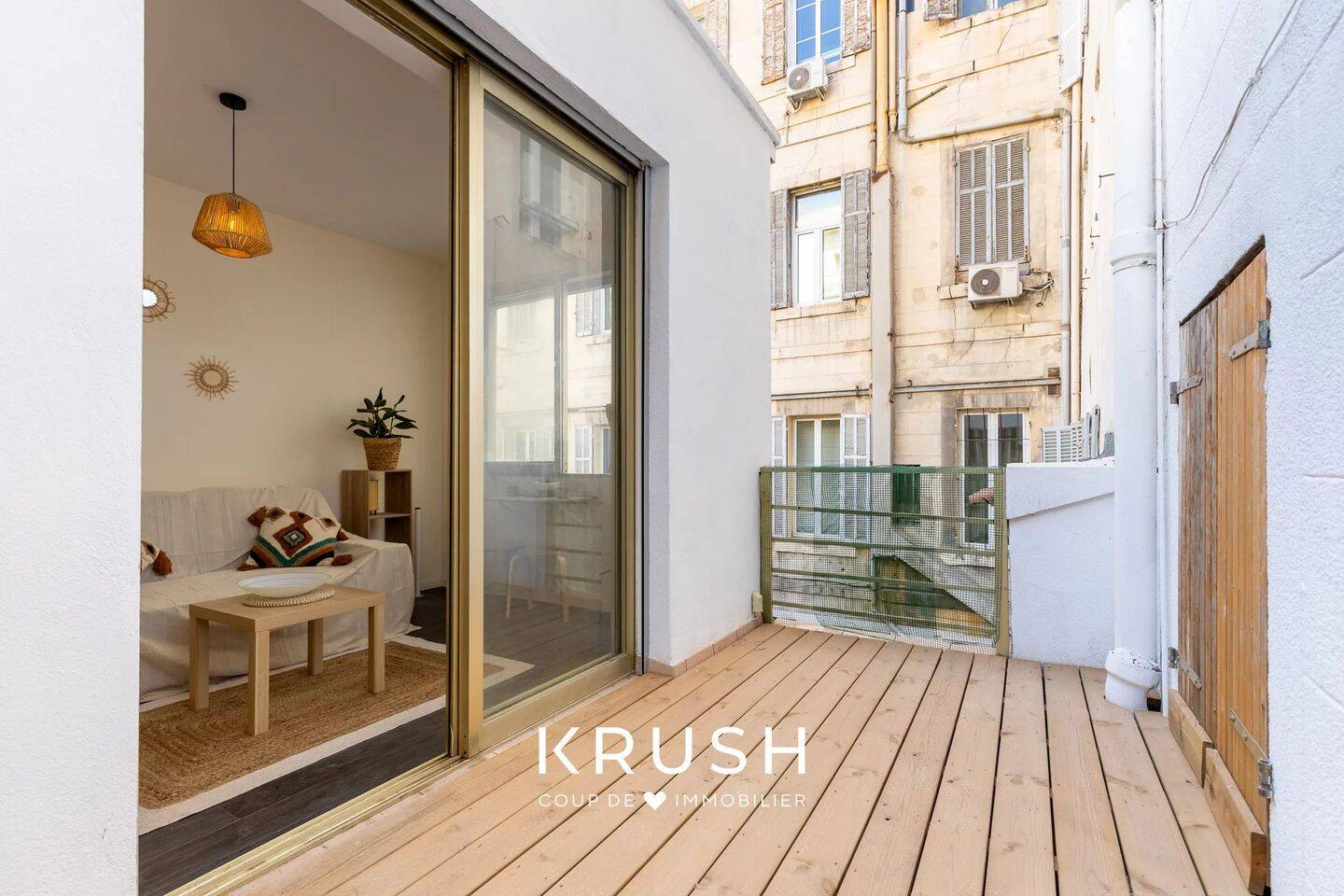 Appartement 6 pièces 145 m² · à Marseille 6ème Arrondissement · 145 m² · 630 000 €