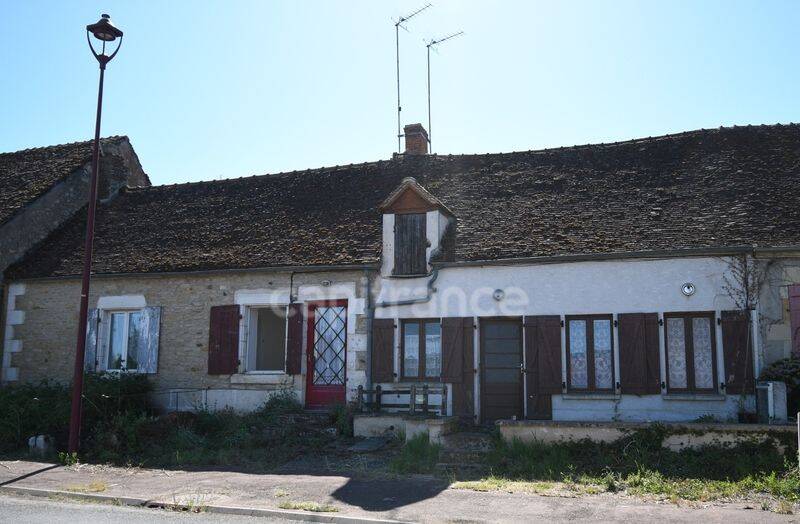 Maison 6 pièces 112 m² · à Guérigny · 112 m² · 16 000 €