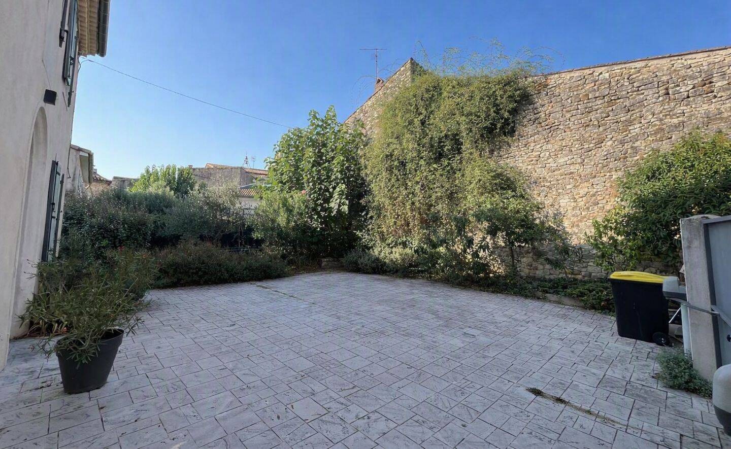 Maison 5 pièces 151 m² · à Saint-Mamert-du-Gard · 151 m² · 345 000 €