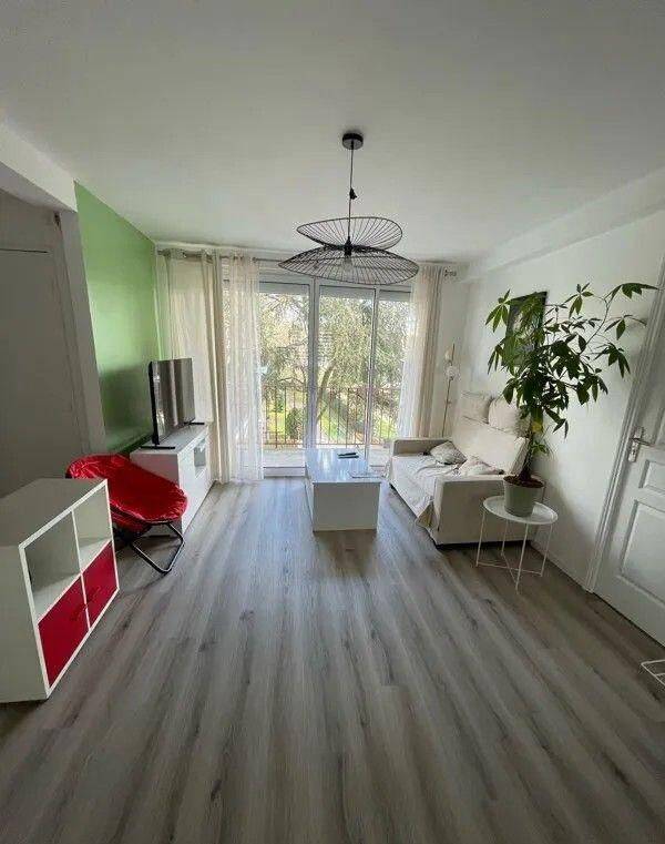 Appartement 1 pièce 72 m² · à Poitiers · 72 m² · 455 €/mois