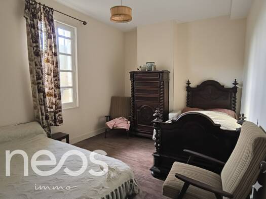 Maison à vendre 60 000 € 6 pièces 4 chambres 103,6 m² Guîtres 33230