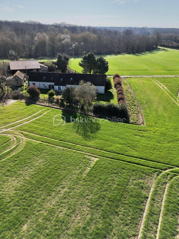Maison 8 pièces 205 m² · à Courtenay · 205 m² · 226 000 €