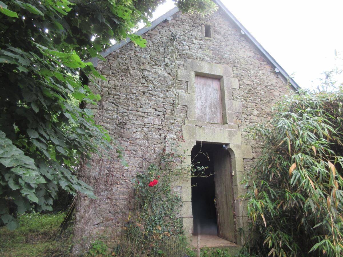 Maison 6 pièces 135 m² · à Réguiny · 135 m² · 187 920 €