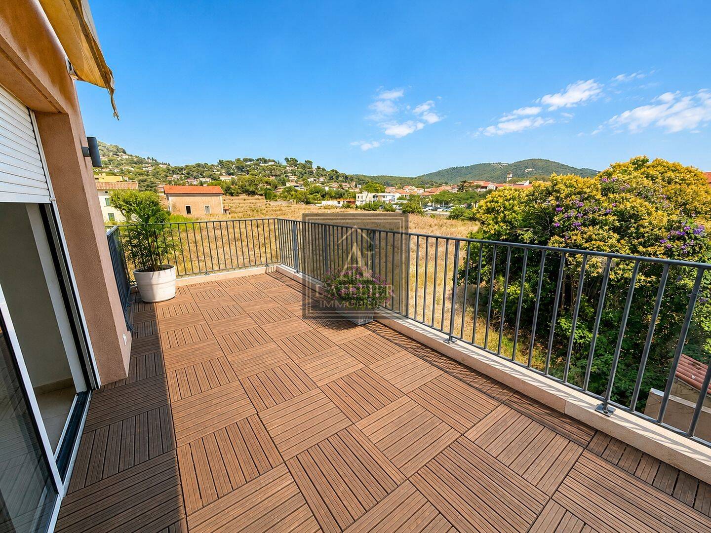 Appartement 1 pièce 38 m² · à Carqueiranne · 38 m² · 199 000 €