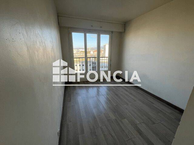 Appartement 1 pièce 15 m² · à Marseille 1er Arrondissement · 14,7 m² · 449 €/mois