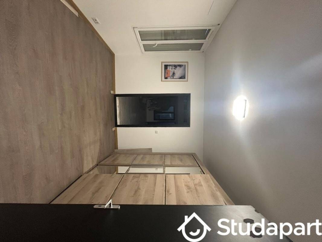 Maison 6 pièces 140 m² · à Aÿ-Champagne · 140 m² · 1 200 €