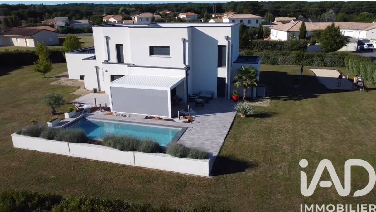 Maison 5 pièces 177 m² · à Ligugé · 177 m² · 565 000 €