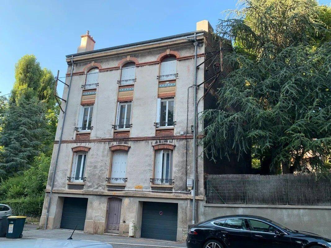 Appartement 3 pièces 88 m² · à Saint-Étienne · 88 m² · 760 €