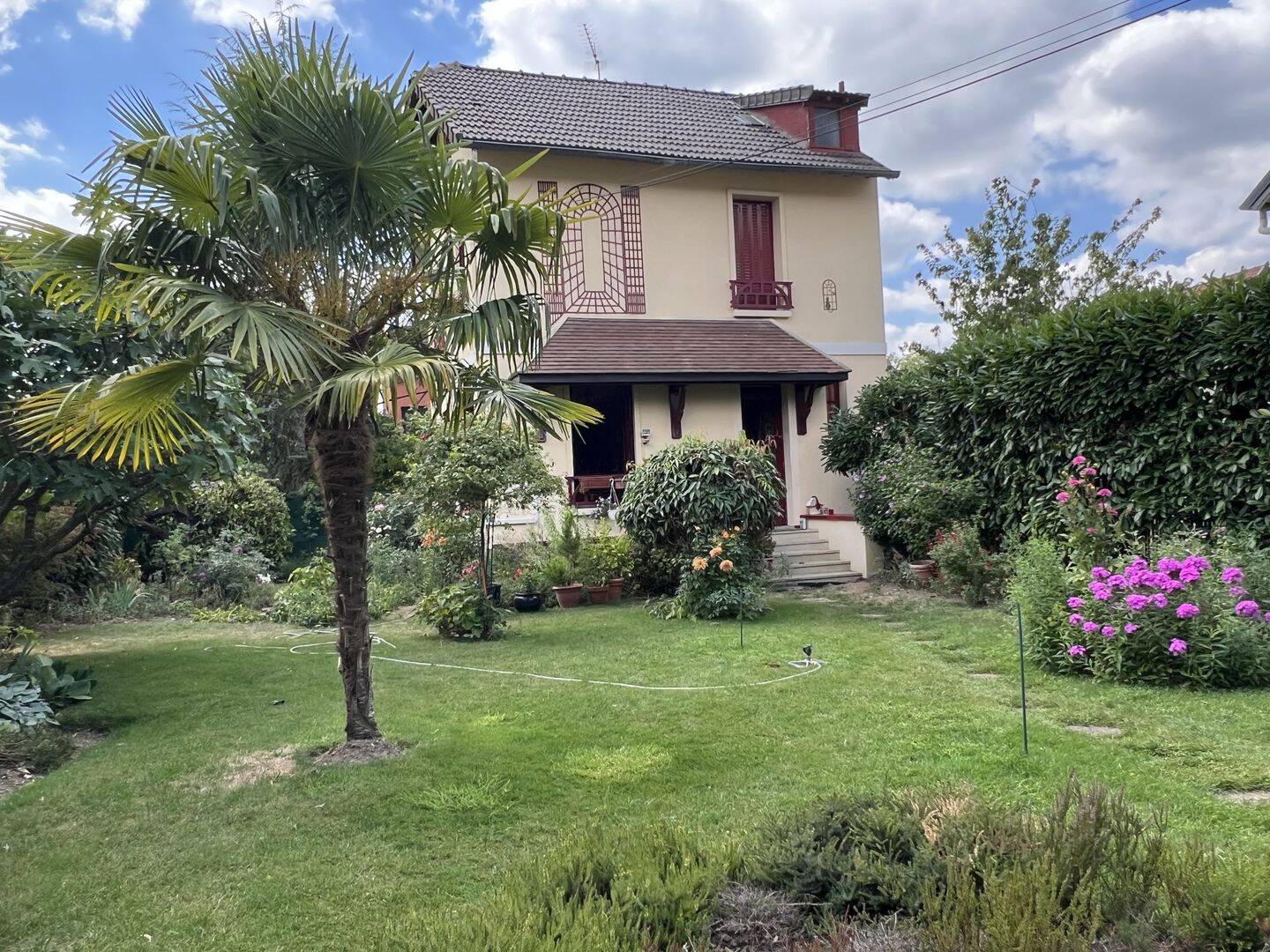 Maison 5 pièces 94 m² · à Le Vésinet · 94 m² · 850 000 €