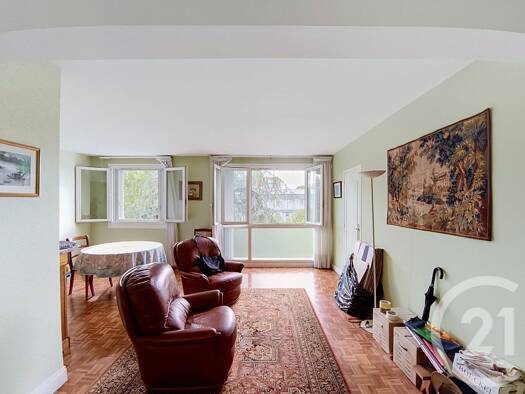 Appartement à vendre 185 000 € 3 pièces 2 chambres 69,7 m² 3ème étage Delaunay Belleville Saint-Denis 93200