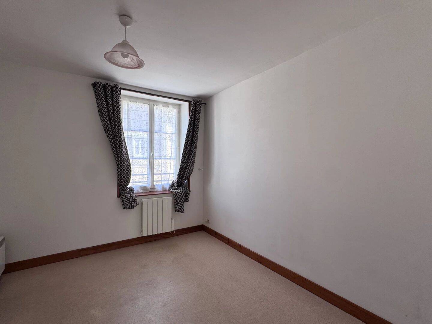Appartement 2 pièces 33 m² · à Calais · 33 m² · 470 €/mois