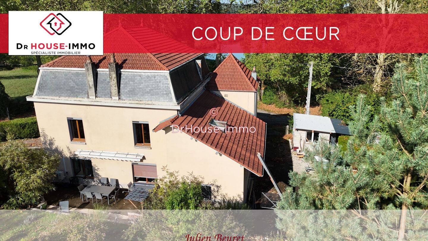 Maison 8 pièces 231 m² · à Rougemont · 231 m² · 349 000 €