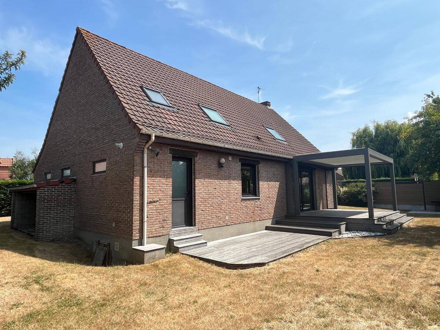 Maison 7 pièces 168 m² · à Téteghem-Coudekerque-Village · 168 m² · 399 000 €