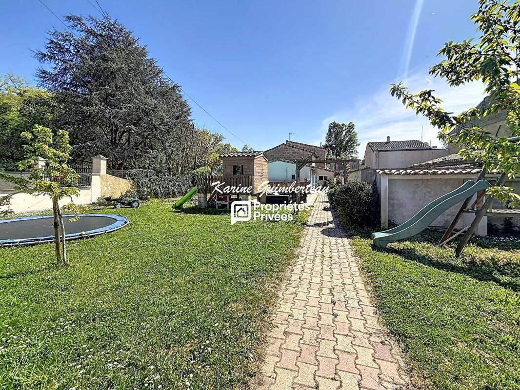 Maison 8 pièces 210 m² · à Libourne · 210 m² · 457 600 €