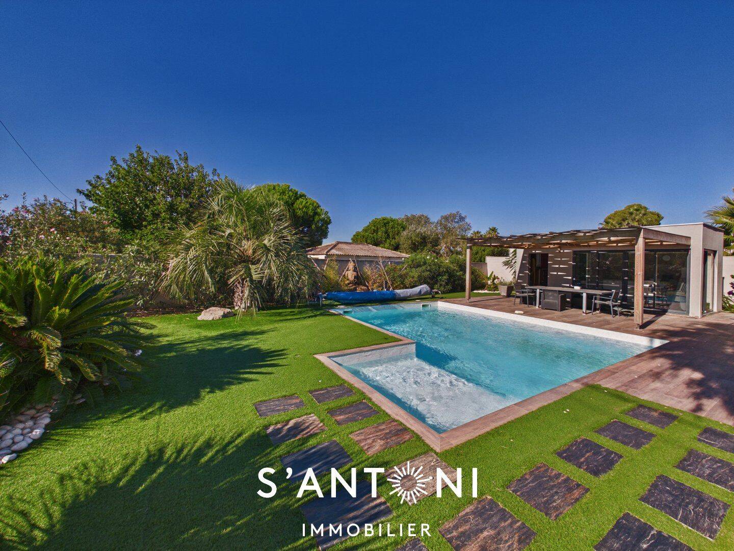 Maison 9 pièces 190 m² · à Agde · 190 m² · 849 000 €