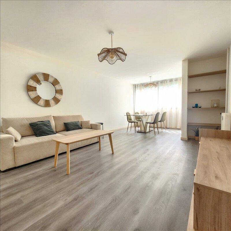 Appartement 3 pièces 74 m² · à Nice · 74 m² · 1 590 €