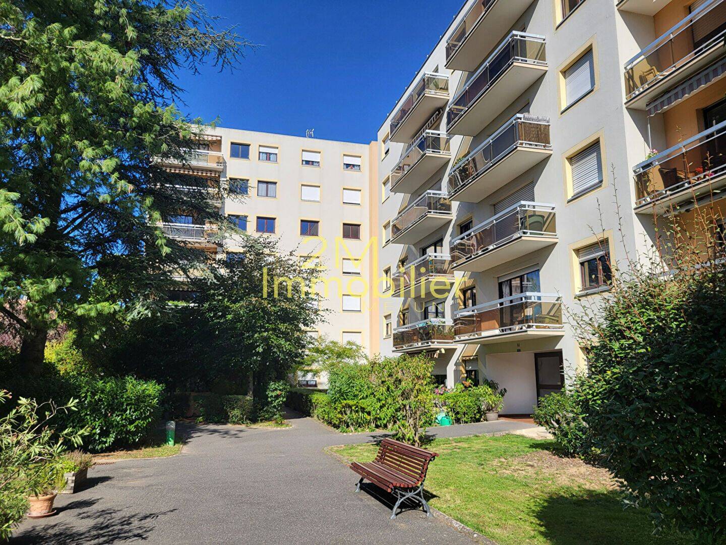 Appartement 3 pièces 69 m² · à Melun · 69 m² · 180 000 €