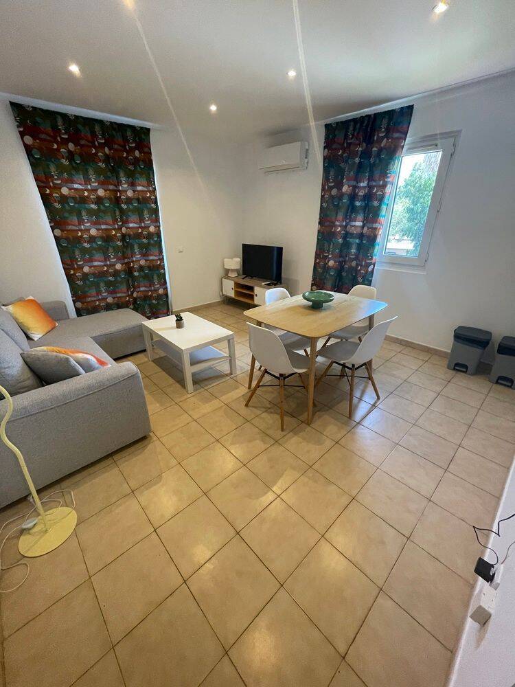 Appartement 3 pièces 60 m² · à Calvi · 60 m² · 960 €