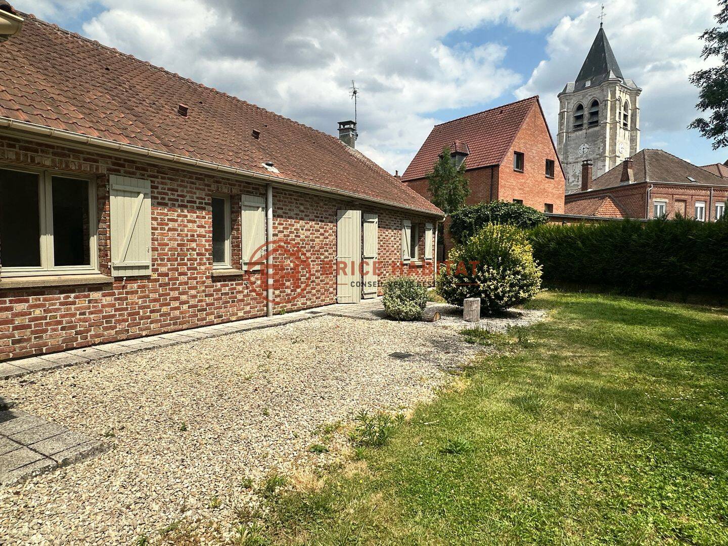 Maison 4 pièces 100 m² · à Sainghin-en-Mélantois · 100 m² · 1 400 €