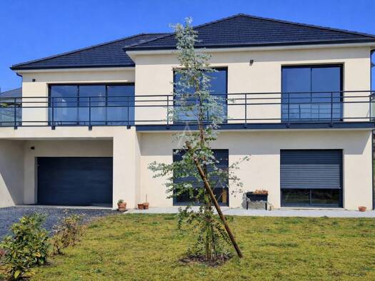 Maison à vendre 535 000 € 7 pièces 5 chambres 205 m² 758 m² de terrain Centre Ville Pau 64000